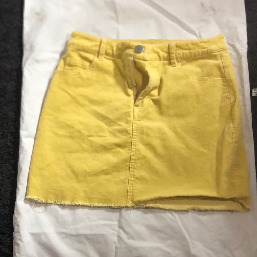 Forever 21 yellow skirt